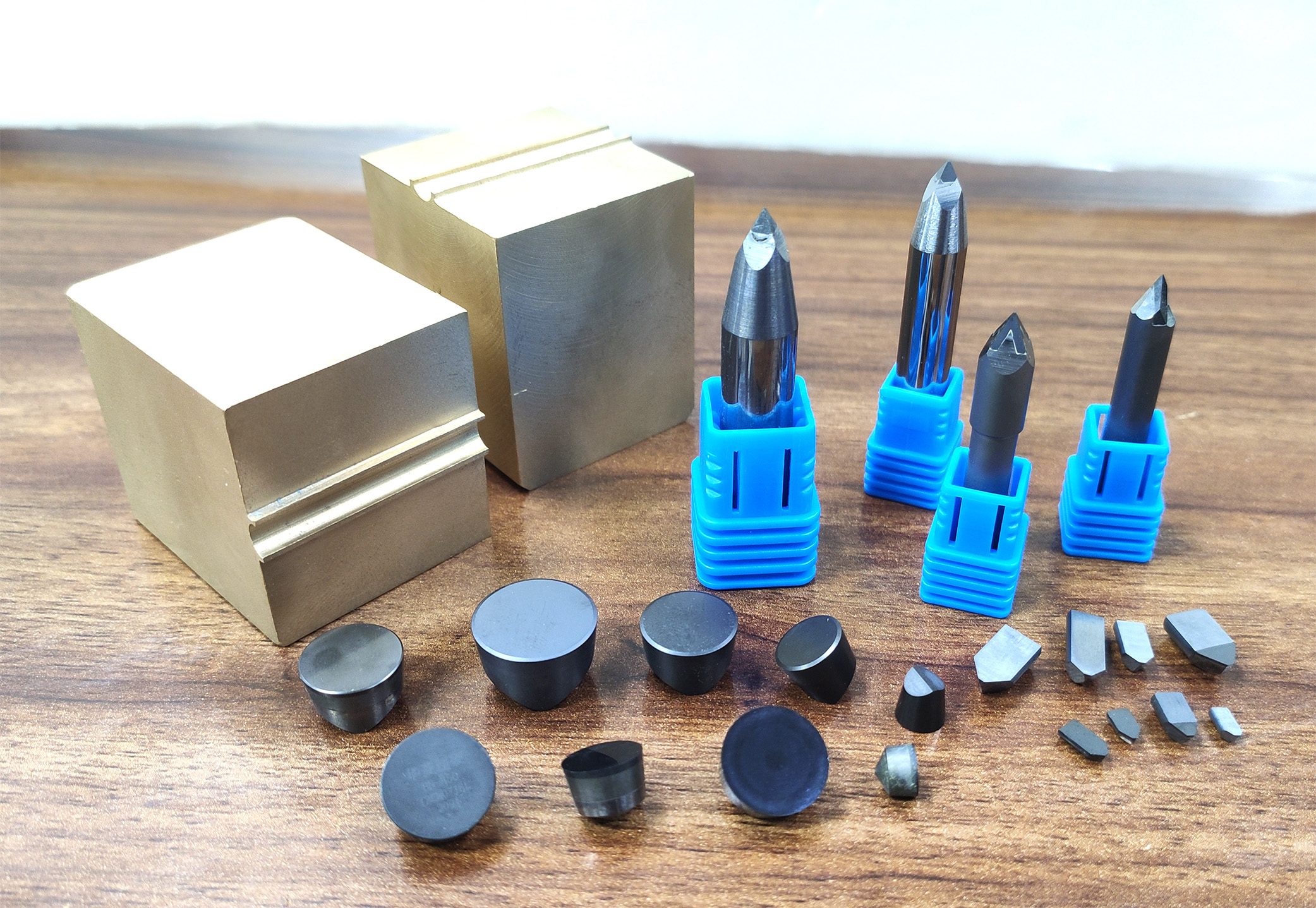 為何華菱CBN刀具在軋輥加工領(lǐng)域的使用效果如此出色？