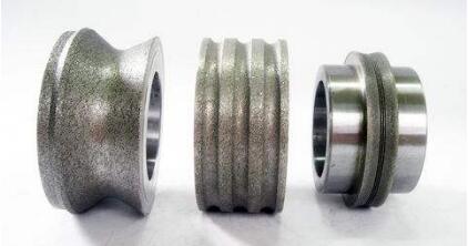 精度與耐用性的雙重突破：華菱金剛石滾輪的創(chuàng)新技術